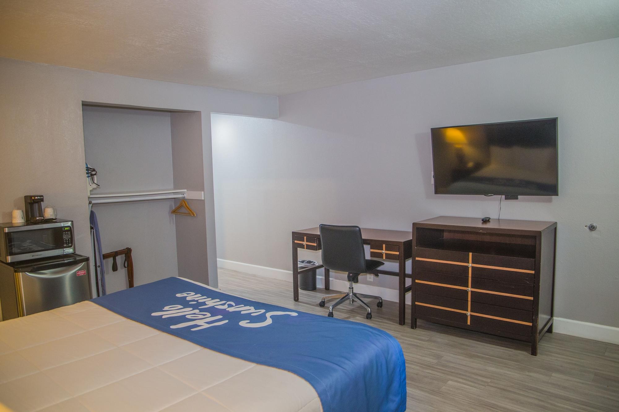Days Inn By Wyndham Redwood City Bagian luar foto