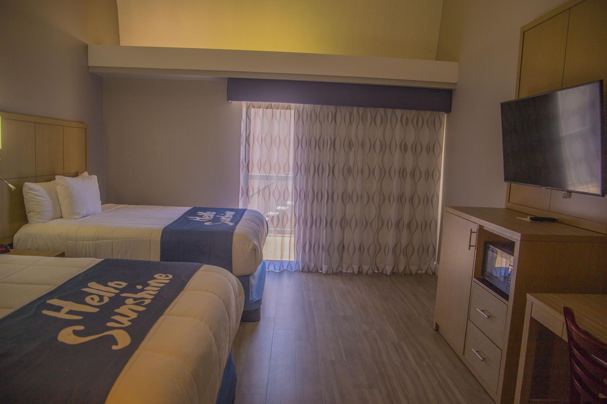 Days Inn By Wyndham Redwood City Bagian luar foto