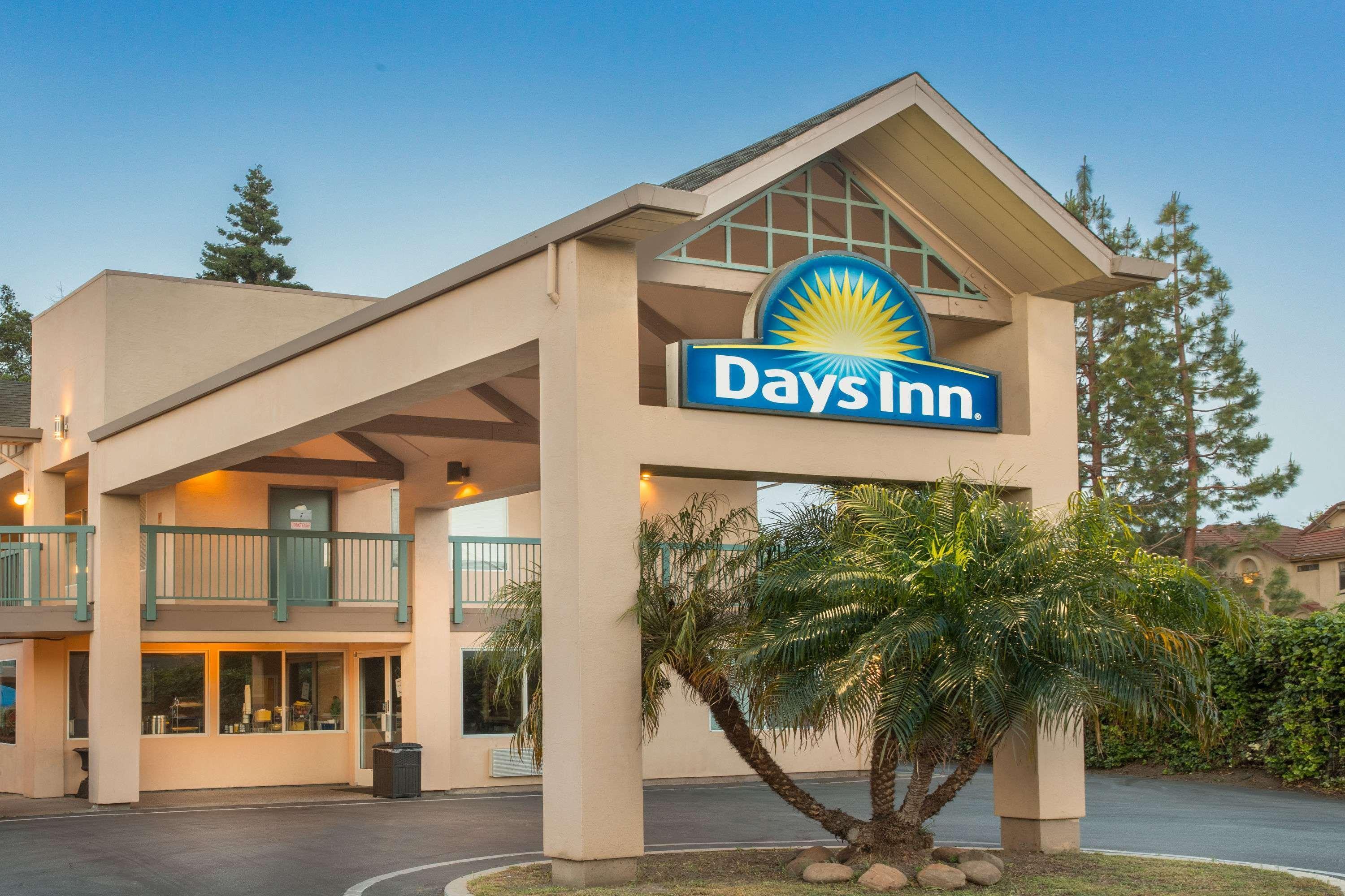 Days Inn By Wyndham Redwood City Bagian luar foto