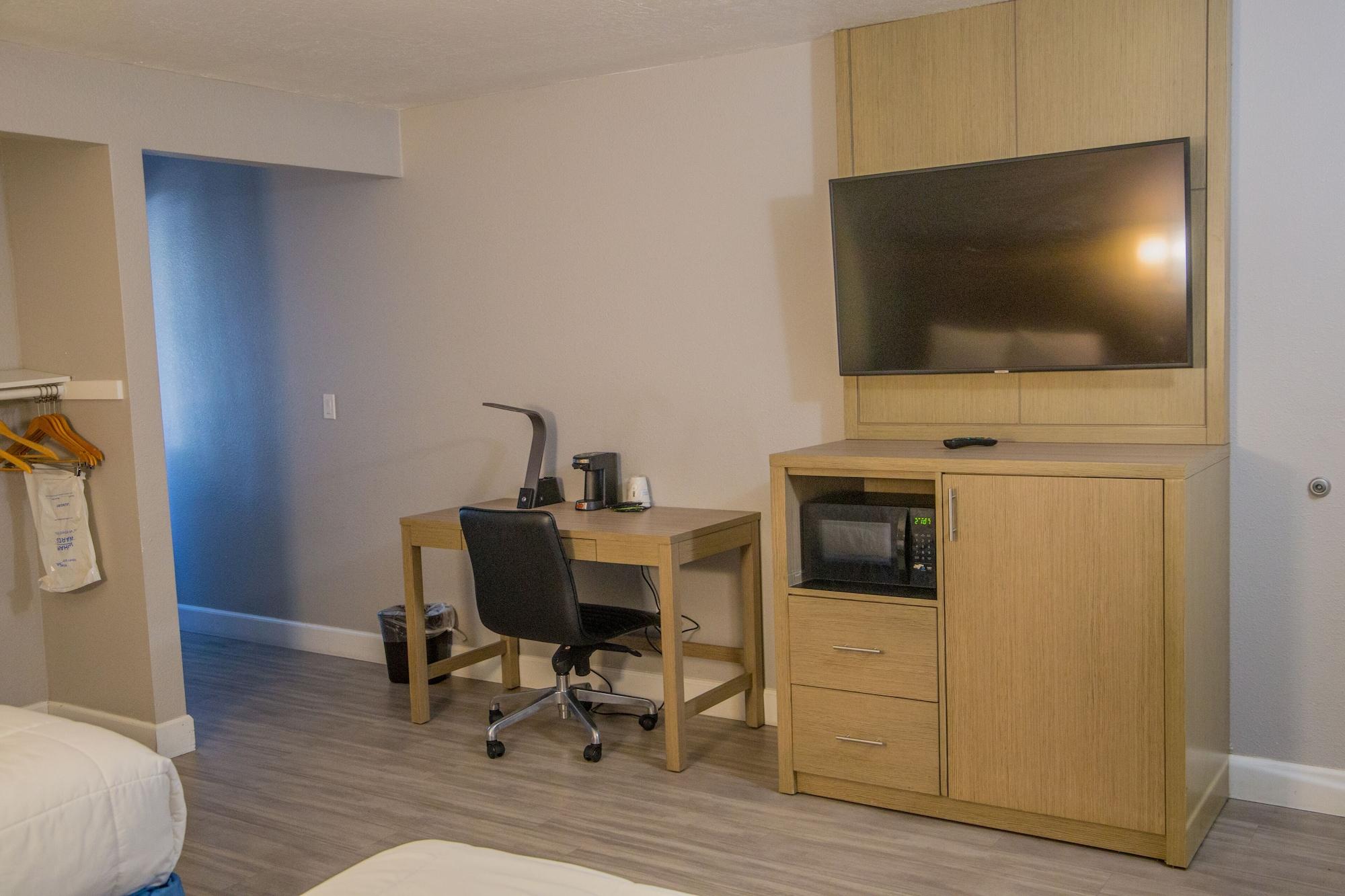 Days Inn By Wyndham Redwood City Bagian luar foto